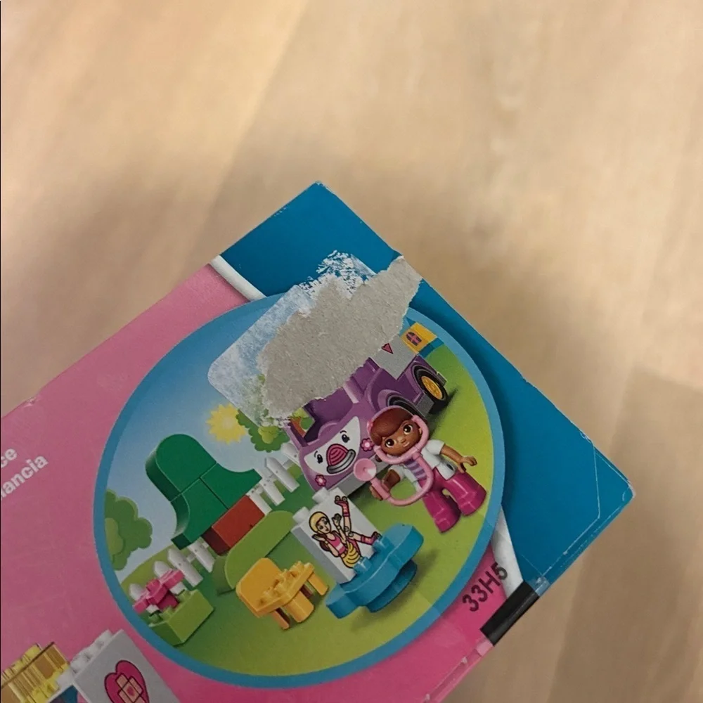 Lego duplo Disney doc mcstuffins rosie the ambulance set 10605 new in sealed box